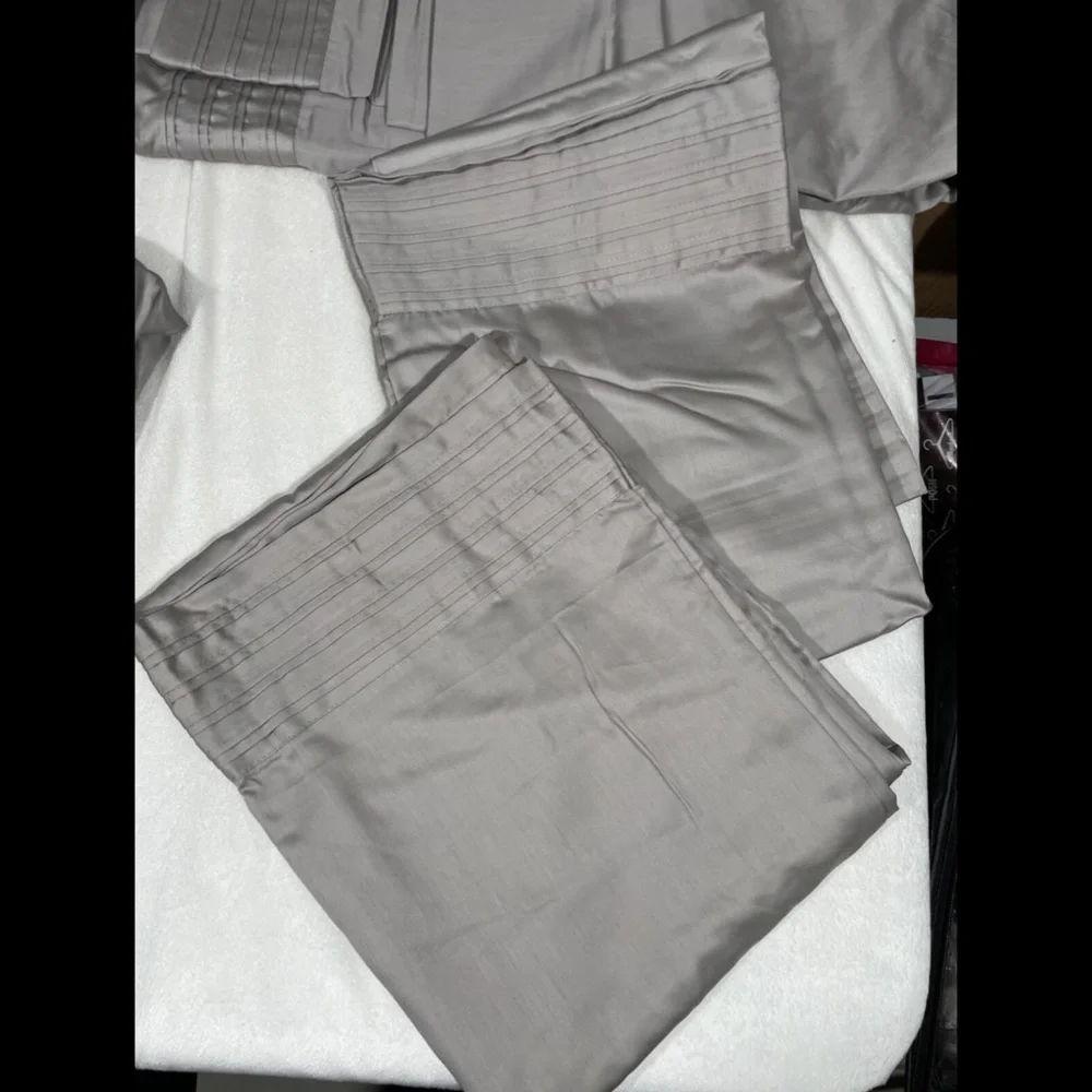 Pacific Coast Textiles‎ 4 PC 1000 TC Sheet Set King